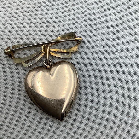 Antique Gold Filled Locket on Ribbon Brooch - Picture 4 of 4